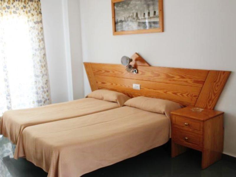 Apartamentos Guaquin Torremolinos Luaran gambar