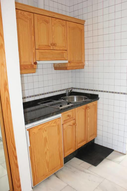 Apartamentos Guaquin Torremolinos Luaran gambar